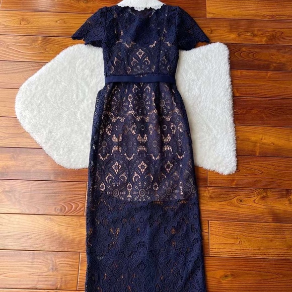 SELF PORTRAIT Collared Floral Guipure Belted Midi Dress - Picture 5 of 11